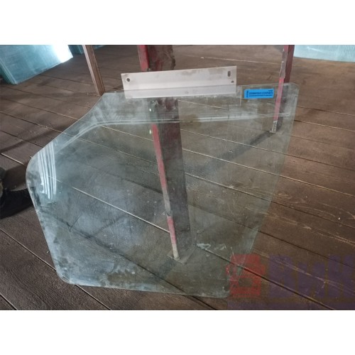 Стекло двери (основное) Renault Premium RH (905), -1