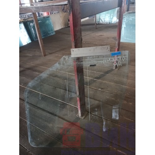 Стекло двери (основное) Renault Premium RH (906), 