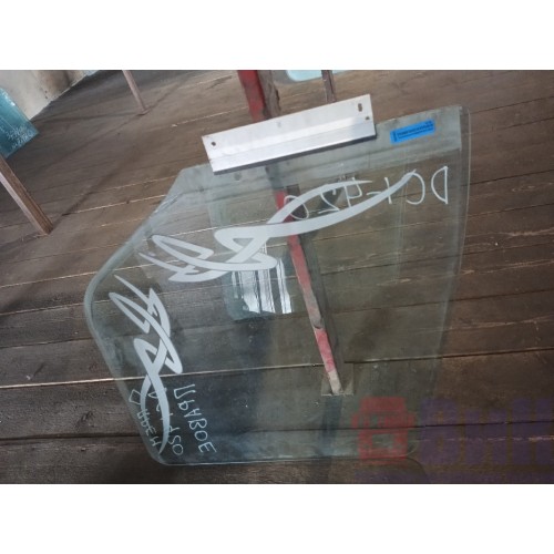 Стекло двери (основное) Renault Premium RH (921), -2