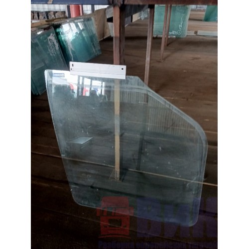Стекло двери (основное) Renault Premium LH (943), 