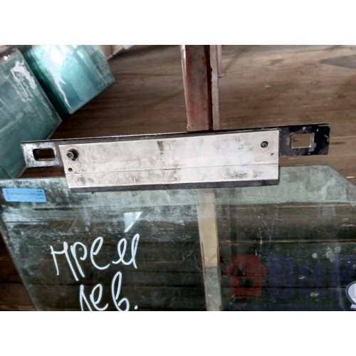 Стекло двери (основное) Renault Premium LH (937), -1