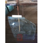 Стекло двери (основное) Renault Premium LH (930)