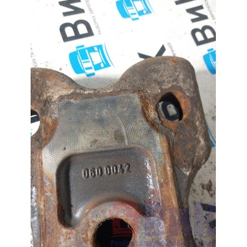 Кронштейн заднего амортизатора Renault T460 003088 нижний LH (694), 0600042-2