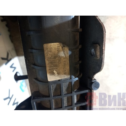 Радиатор основной Renault T460 003088 (737), 7422039783-1