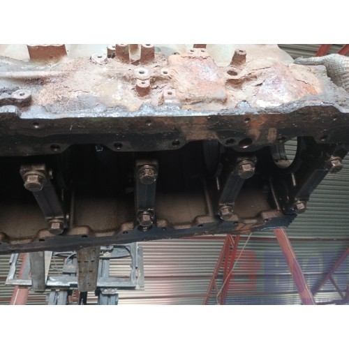 Блок цилиндров двигателя Volvo D13A (149), 068024-17