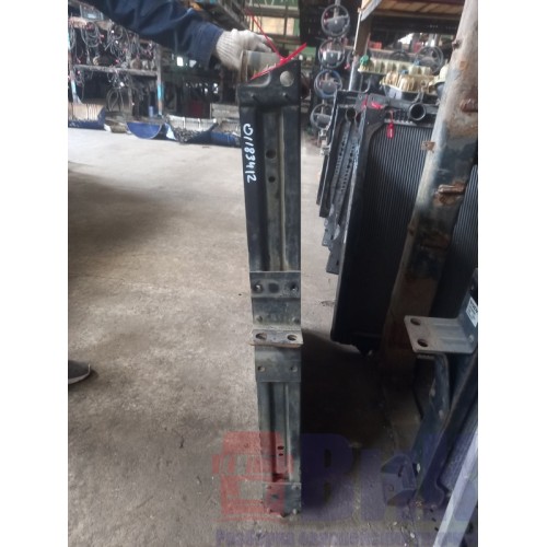 Радиатор основной Volvo FH 13 NISSENS без кронштейна (719), 65467A-2