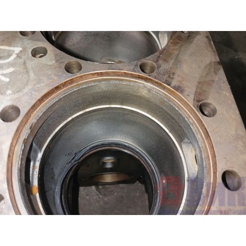 Блок цилиндров двигателя Renault DXI-13 (538), DXI13*126661-12