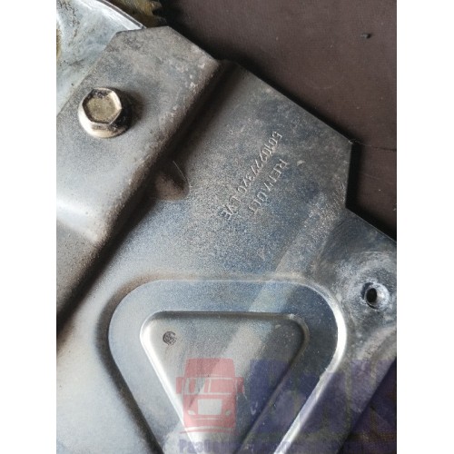 Стеклоподъемник Renault Magnum-МАСК (в сборе с мотором) RH с деф. (488) (471), 5010353075-4