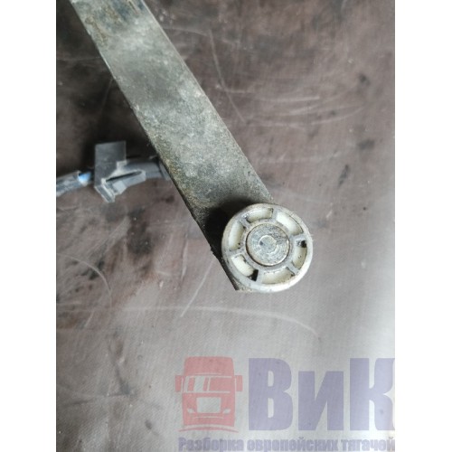 Стеклоподъемник Renault Magnum-МАСК (в сборе с мотором) RH с деф. (488) (471), 5010353075-1