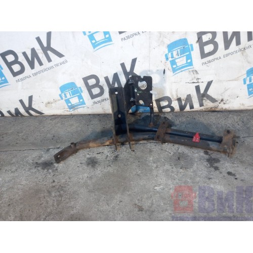 Кронштейн подножки Volvo FH 12 285650 нижний RH (208), 8144548