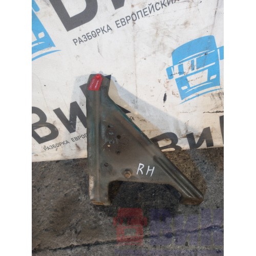 Кронштейн бампера Volvo FH 12 285650 RH (206), 