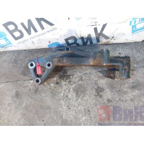 Кронштейн передней рессоры Volvo FH 12 285650 RH (228), 1076906-3