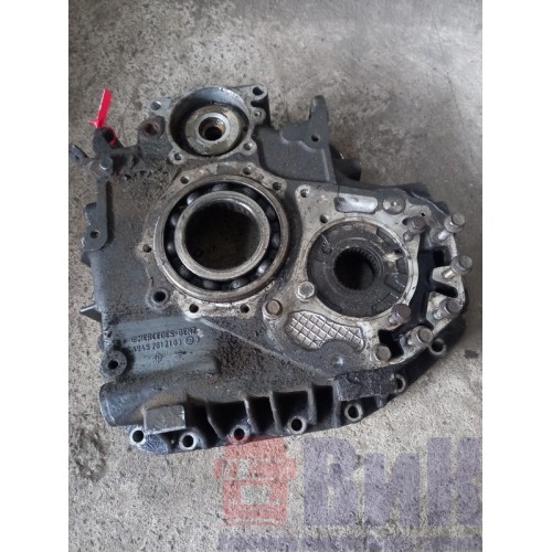 Крышка задней части КПП Mercedes G210-16 (726), 9452612103