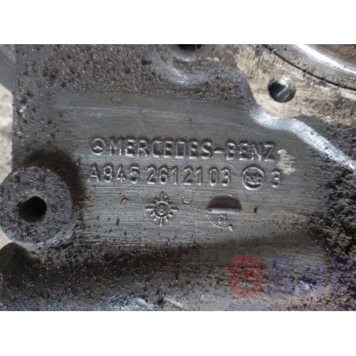 Крышка задней части КПП Mercedes G210-16 (726), 9452612103-2