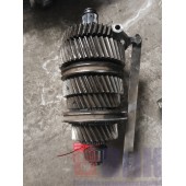 Вторичный вал Mercedes Benz G-210 без шестерни лучевой (801)