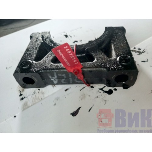 Шейка коренная (бугель) Volvo D12A (747), 1001700-4