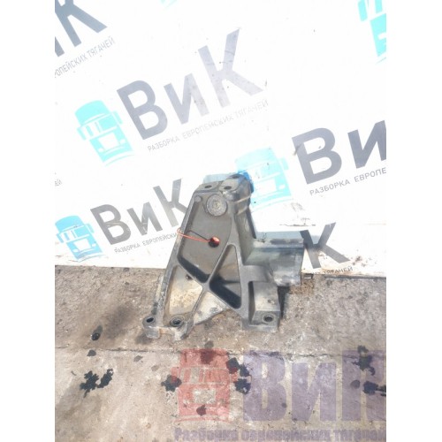 Кронштейн усилителя бампера Scania P340 126432 RH (048), 1431602-1