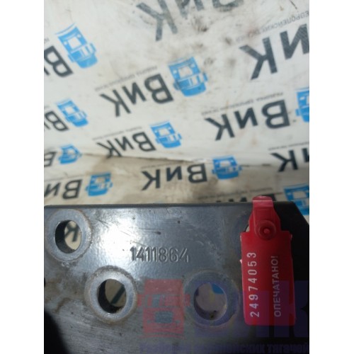 Кронштейн задней пневмоподушки Scania P340 126432 верхний (053), 1411864-1