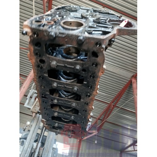 Блок цилиндров двигателя Iveco Cursor 10 Е3 (185), 504072710-9