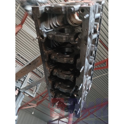 Блок цилиндров двигателя Renault DCI 420 (182), 5500426942-7