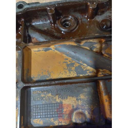 Крышка теплообменника Scania R HPI DT1212L01 596273 (978), 2010938-1