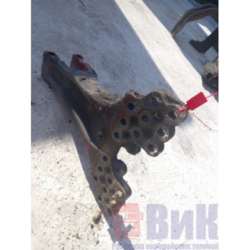 Кронштейн заднего стабилизатора (бугель) Scania (271), 1537311-1