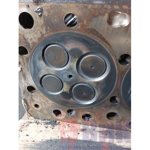 Головка блока цилиндров (ГБЦ) Renault DXI-11 (079), 20464480-3