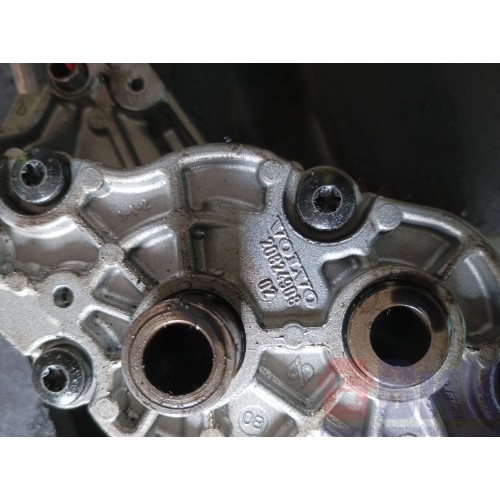 Насос масляный Renault DXI 13 (143), 20498516-5