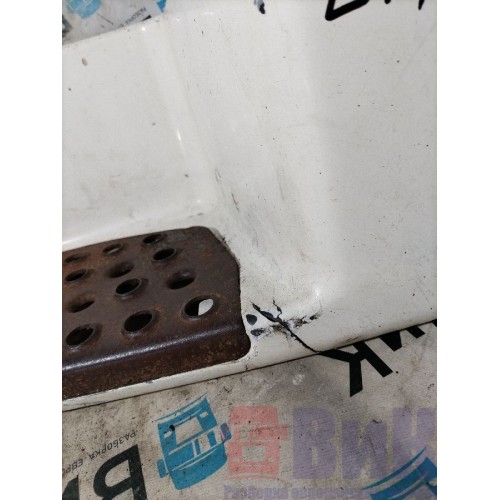 Корпус нижней подножки MAN TGS 18.440 035329 с накладкой LH деф. (139), -1