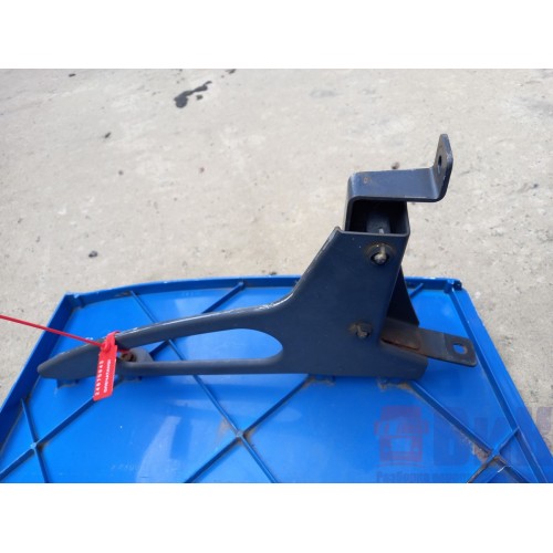 Спойлер кабины Scania боковой верхний RH деф. (943), 1348532-5