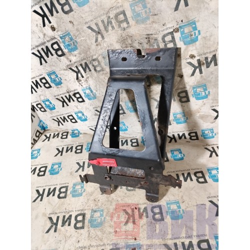 Кронштейн блока управления Volvo FH 4 704890 (352) , 82809477