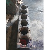 Блок цилиндров двигателя Volvo D12D (321)