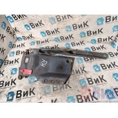 Петля подножки обслуживания Scania R 440 318231 деф. RH (281)
