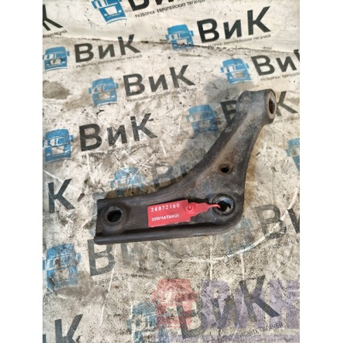 Кронштейн усилителя бампера Scania R 440 318231 LH (180), 1790900