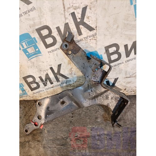 Кронштейн усилителя бампера Scania R 440 318231 LH (177), 1802160-1