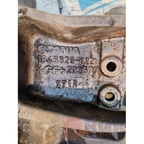 Кронштейн буксировочного пальца Scania R 440 318231 LH (175), 1846826-1