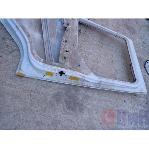 Каркас двери Renault Premium DCI RH с петлями (789), -1