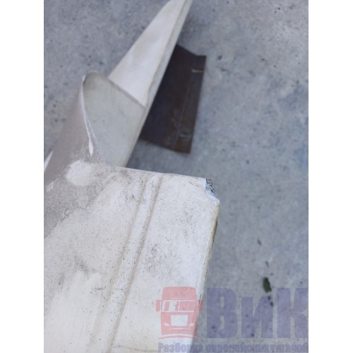 Спойлер кабины MAN н.к. боковой верхняя часть RH (440), -1