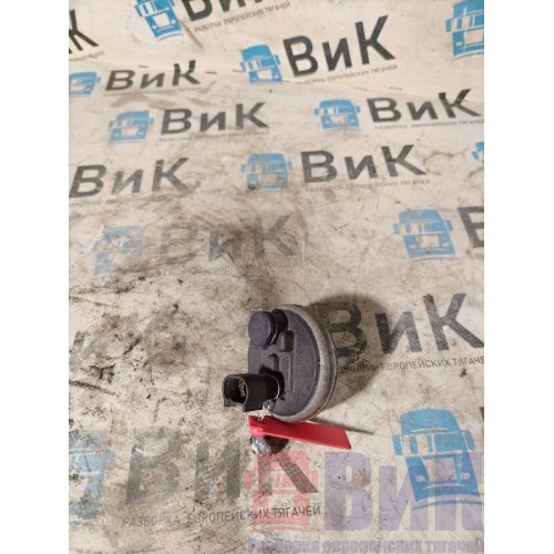 Датчик засоренности воздушного фильтра IVECO EuroStar 160577 (011), 