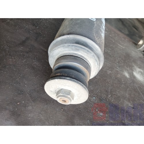 Подушка под кабину Renault Magnum DXI MONROE задняя (540), 82052893-6