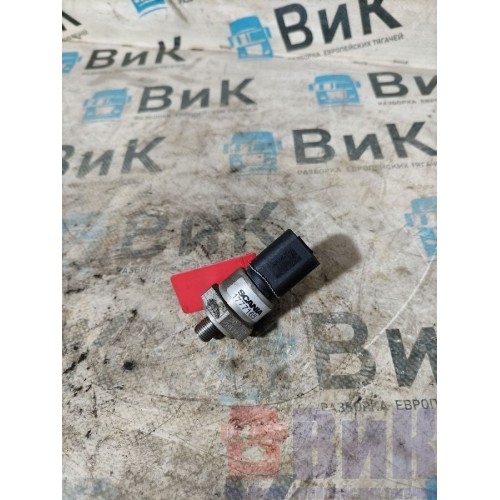 Датчик кондиционера Scania R400 915216 (765), 1777165