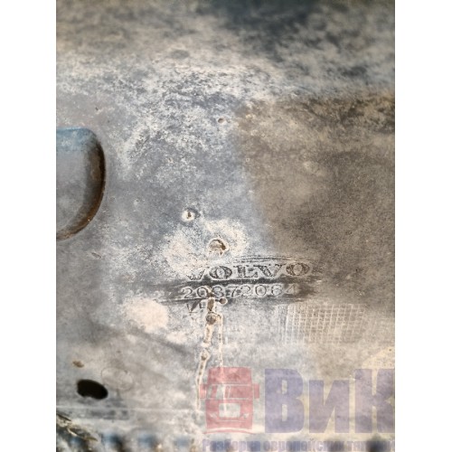 Подкрылок под кабину LH Volvo FH 13 103098 (654), 20372064-3