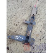 Кронштейн переднего крыла DAF CF LH (951)