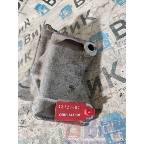 Корпус топливного фильтра Iveco stralis Cursor 13 (607), 504046811-1