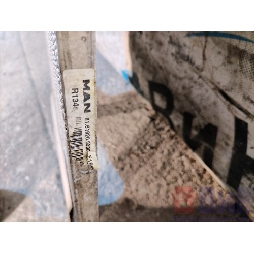 Радиатор кондиционера MAN TGS 178597 (304), 81619200030-1