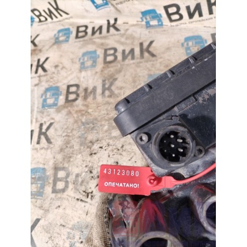 Кран управления тормозами прицепа MAN TGS 613503 (080), 81523016213-2