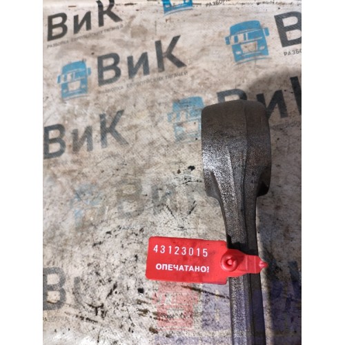 Шатун Mercedes ОМ 441 (015), 42202-3