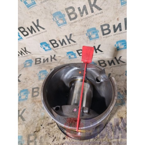 Поршень Iveco stralis Cursor 13 (923), 504198895-2