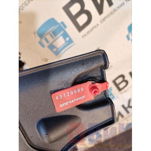 Накладка клапанной крышки Iveco Stralis Cursor 13 (889), 504219646-3