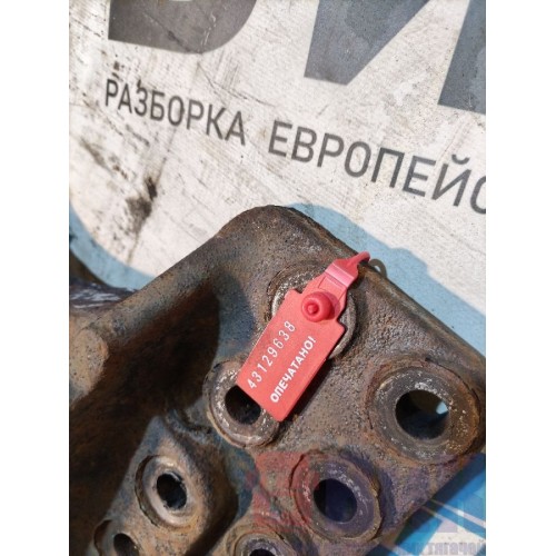 Кронштейн реактивной тяги (бугель) Iveco Eurostar 251363 (638), 41214828-3